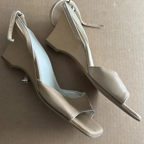 Women’s leather sandals - Picture 3 of 6